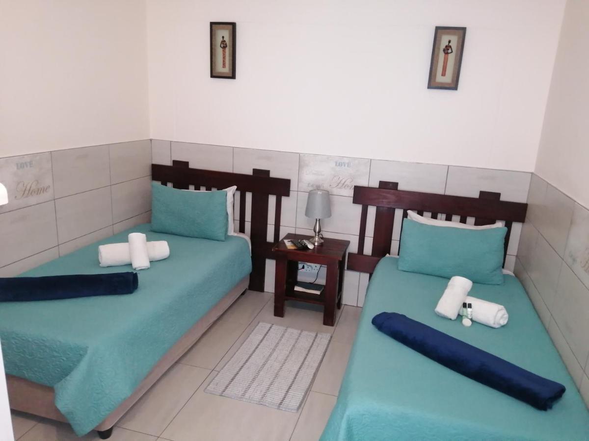 Esperanca Guesthouse Виндхук Экстерьер фото